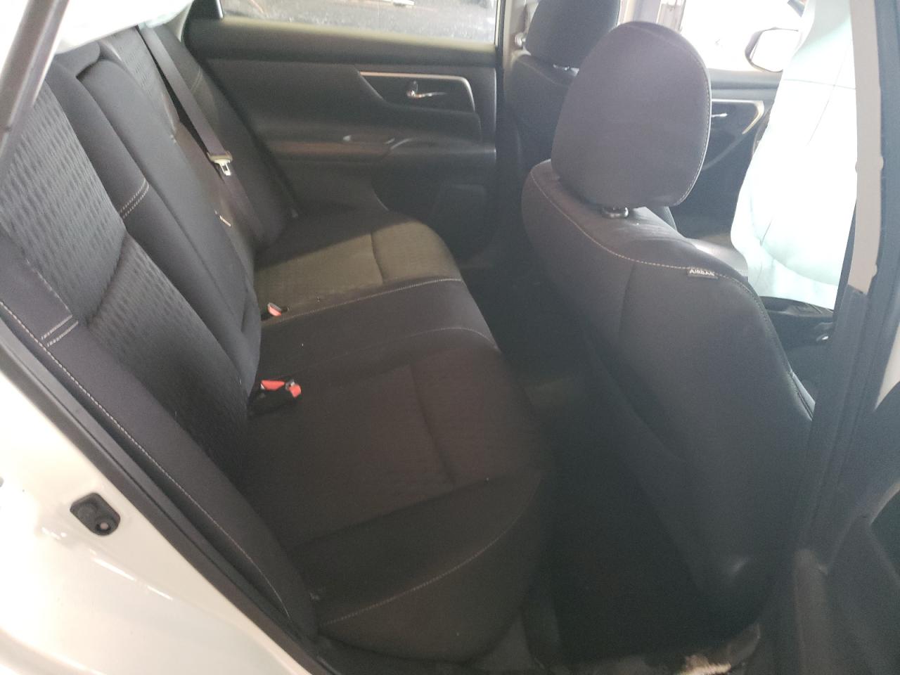 Photo 6 from auction – 2017 NISSAN ALTIMA 2.5 with VIN 1N4AL3AP0HC238973