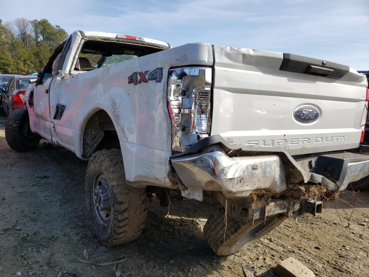 Photo 3 from auction – 2019 FORD F250 SUPER with VIN 1FTBF2B67KED80447