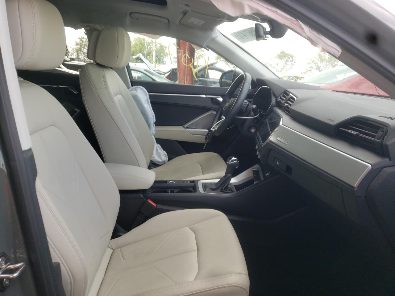 Photo 5 from auction – 2021 AUDI Q3 PREMIUM with VIN WA1DECF34M1016895