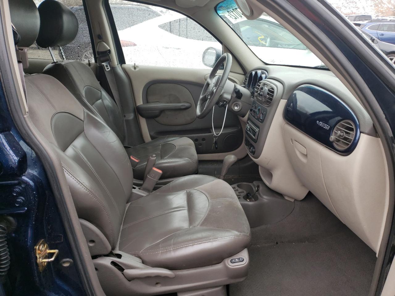 Photo 5 from auction – 2001 CHRYSLER PT CRUISER with VIN 3C8FY4BB11T673181