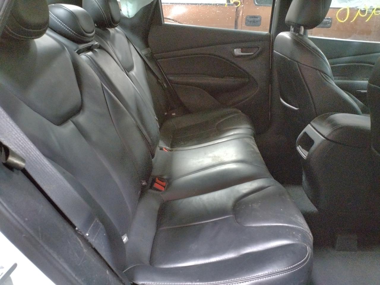 Photo 6 from auction – 2015 DODGE DART SE AE with VIN 1C3CDFCB6FD392523