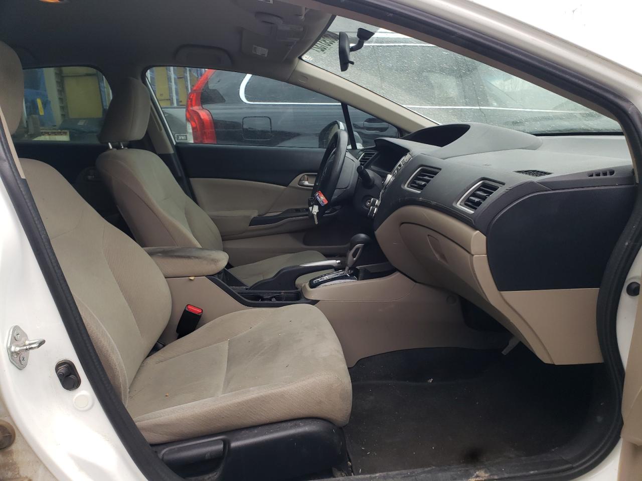 Photo 5 from auction – 2013 HONDA CIVIC LX with VIN 19XFB2F52DE067473