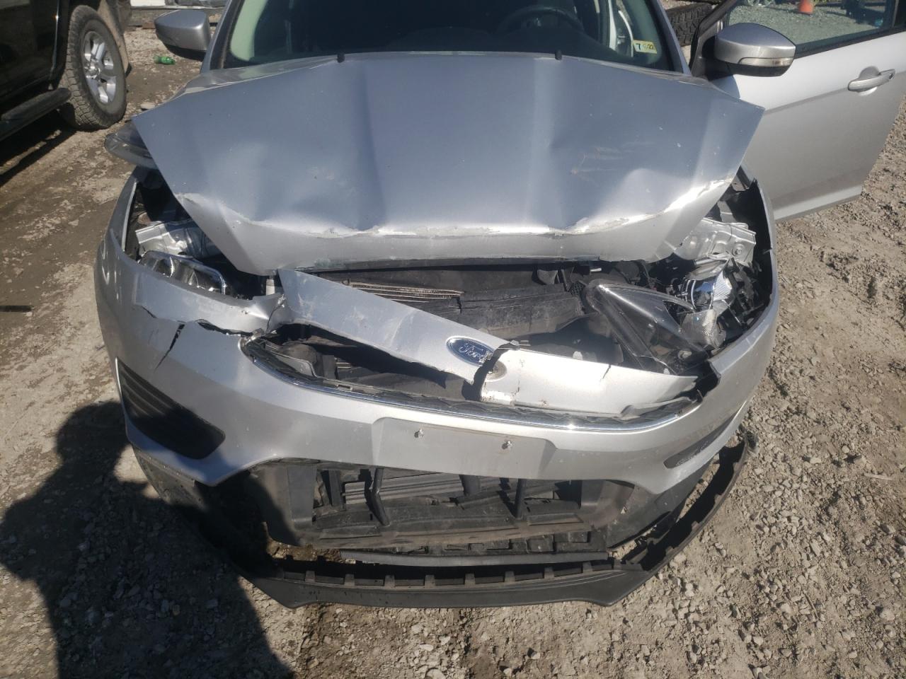 Photo 7 from auction – 2017 FORD FOCUS SE with VIN 1FADP3K2XHL225930