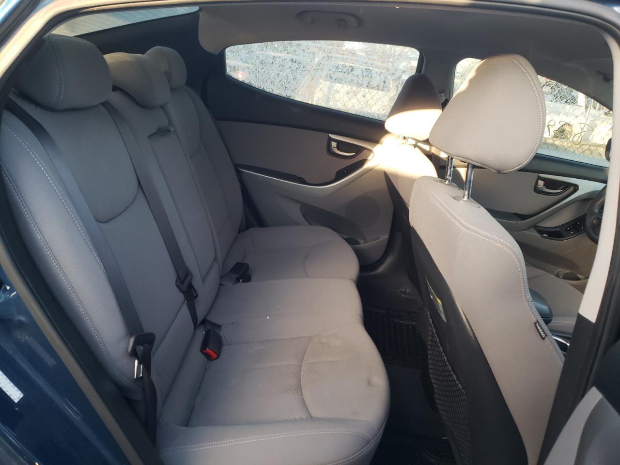 Photo 6 from auction – 2016 HYUNDAI ELANTRA SE with VIN KMHDH4AE8GU511109