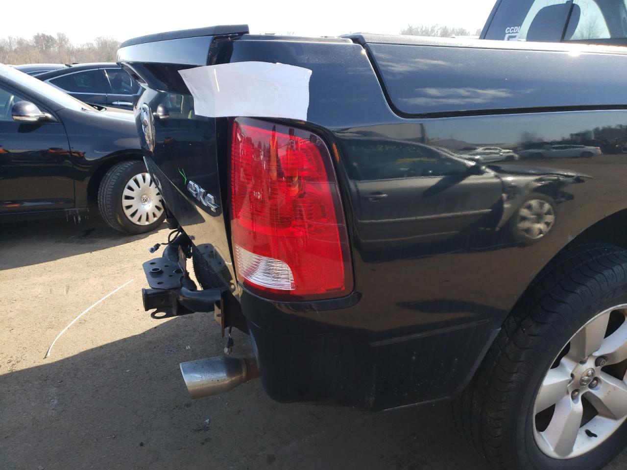 Photo 9 from auction – 2013 RAM 1500 ST with VIN 3C6JR7AT1DG518428