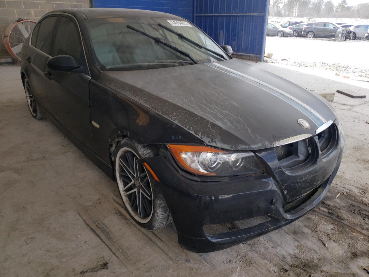 BMW 335 I 2007 with VIN WBAVB735X7KY61049 - Photo from auction