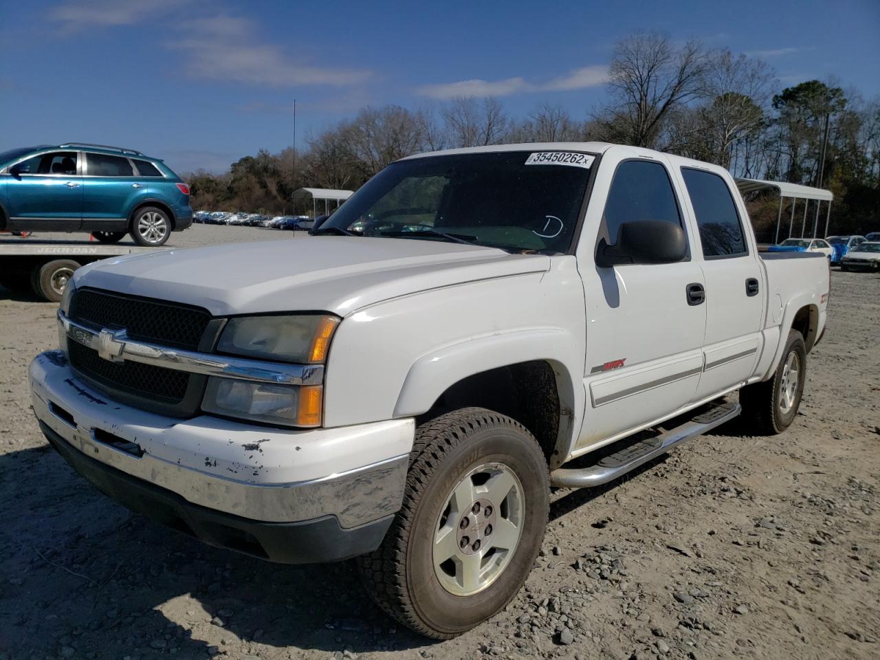 Photo 2 from auction – 2005 CHEVROLET SILVERADO with VIN 2GCEK13T851133743