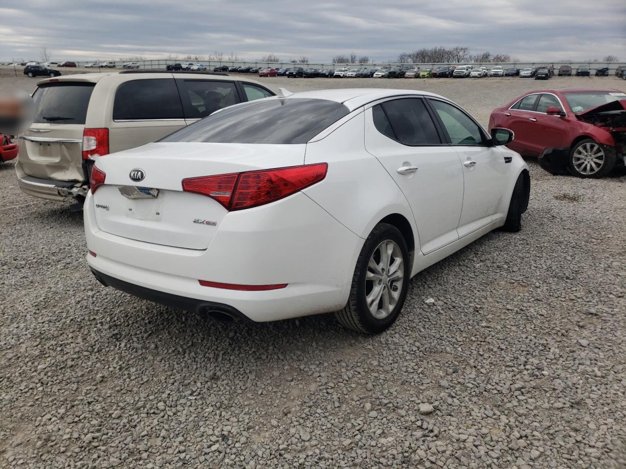 Foto 4 de la subasta – 2013 KIA OPTIMA EX con VIN 5XXGN4A76DG148113