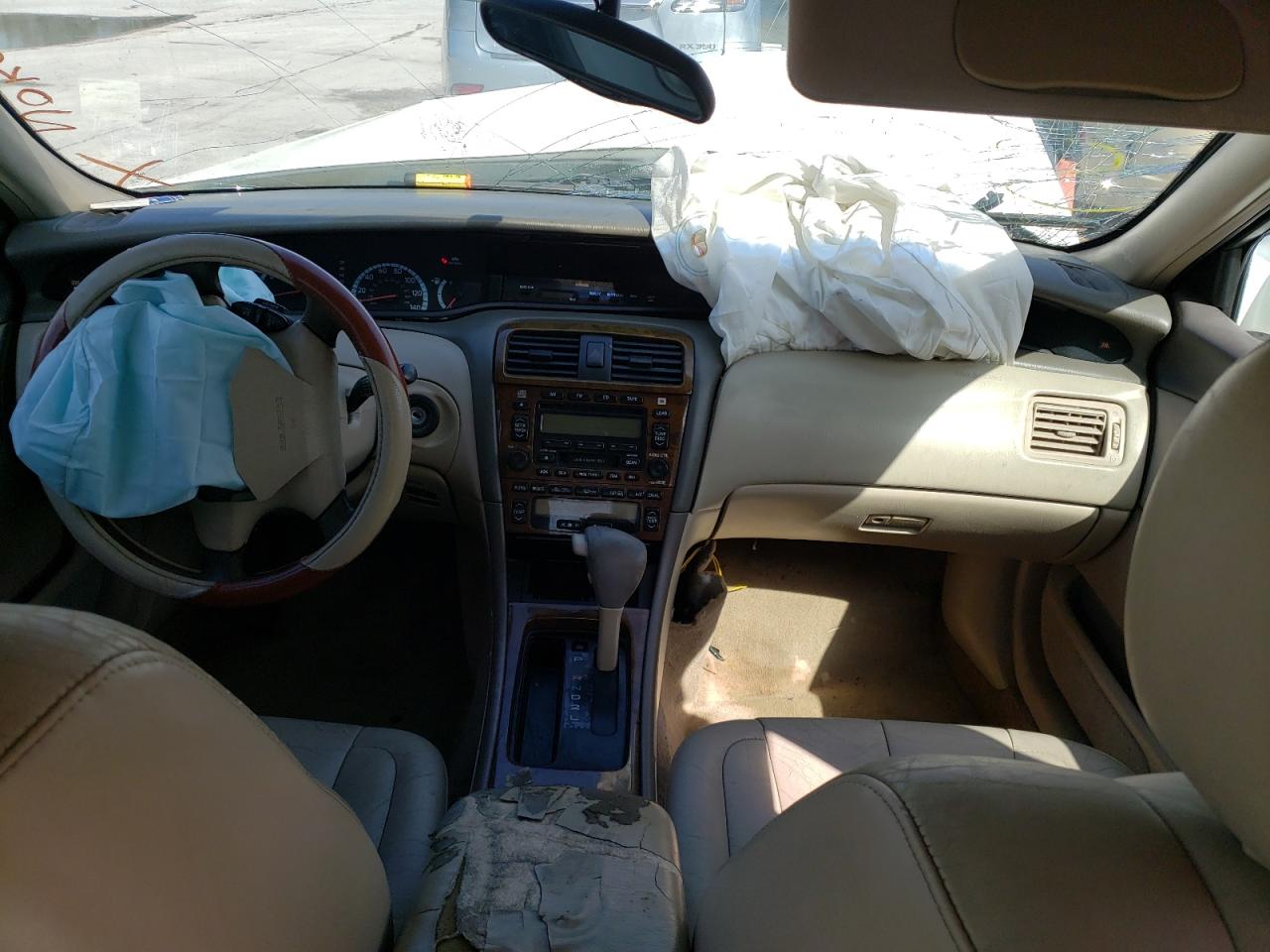 Photo 9 from auction – 2000 TOYOTA AVALON XL with VIN 4T1BF28B7YU076842