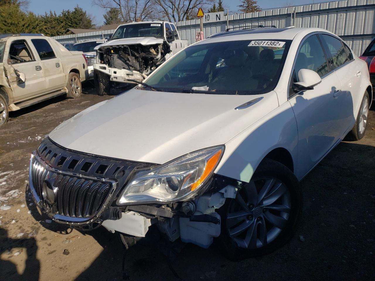 Photo 2 from auction – 2015 BUICK REGAL PREM with VIN 2G4GP5EX4F9163886