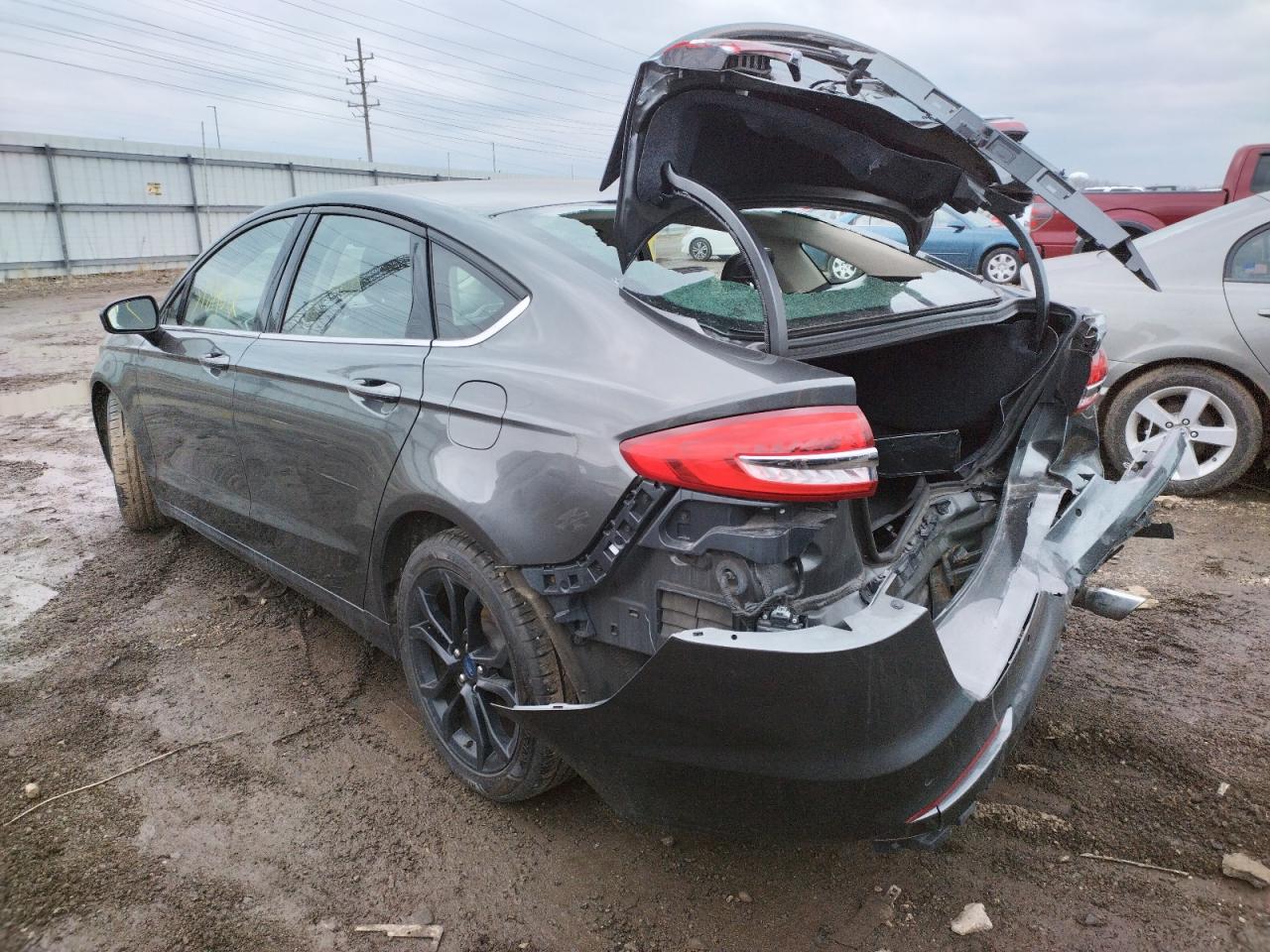 Photo 3 from auction – 2019 FORD FUSION SE with VIN 3FA6P0HD8KR247773