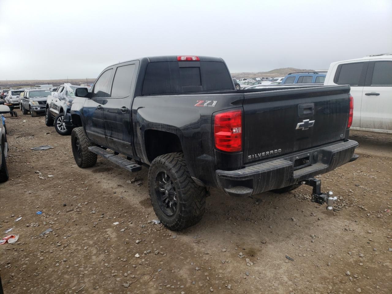 Photo 3 from auction – 2018 CHEVROLET SILVERADO with VIN 3GCUKREC4JG493519