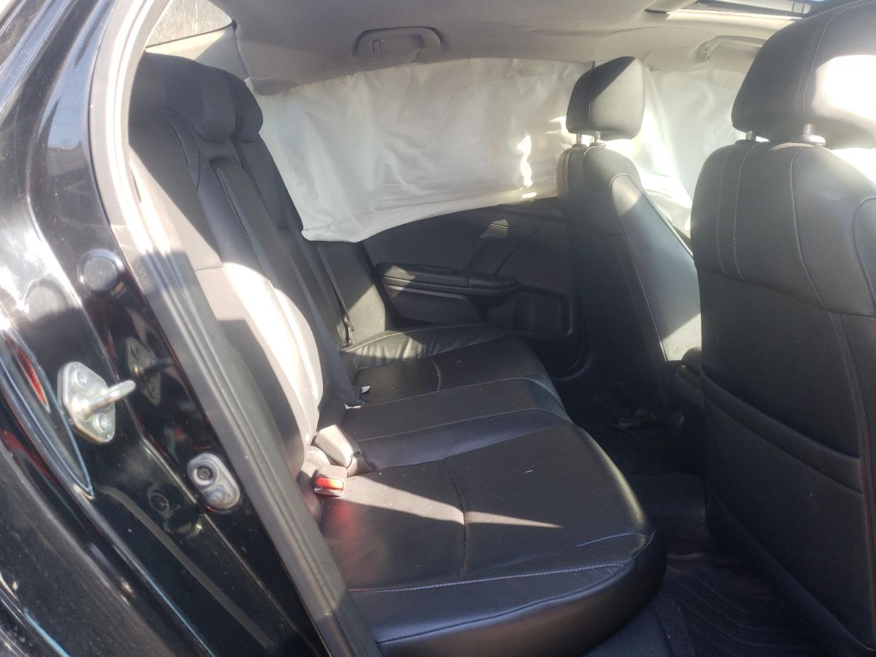 Photo 6 from auction – 2016 HONDA CIVIC EXL with VIN 19XFC1F78GE218815