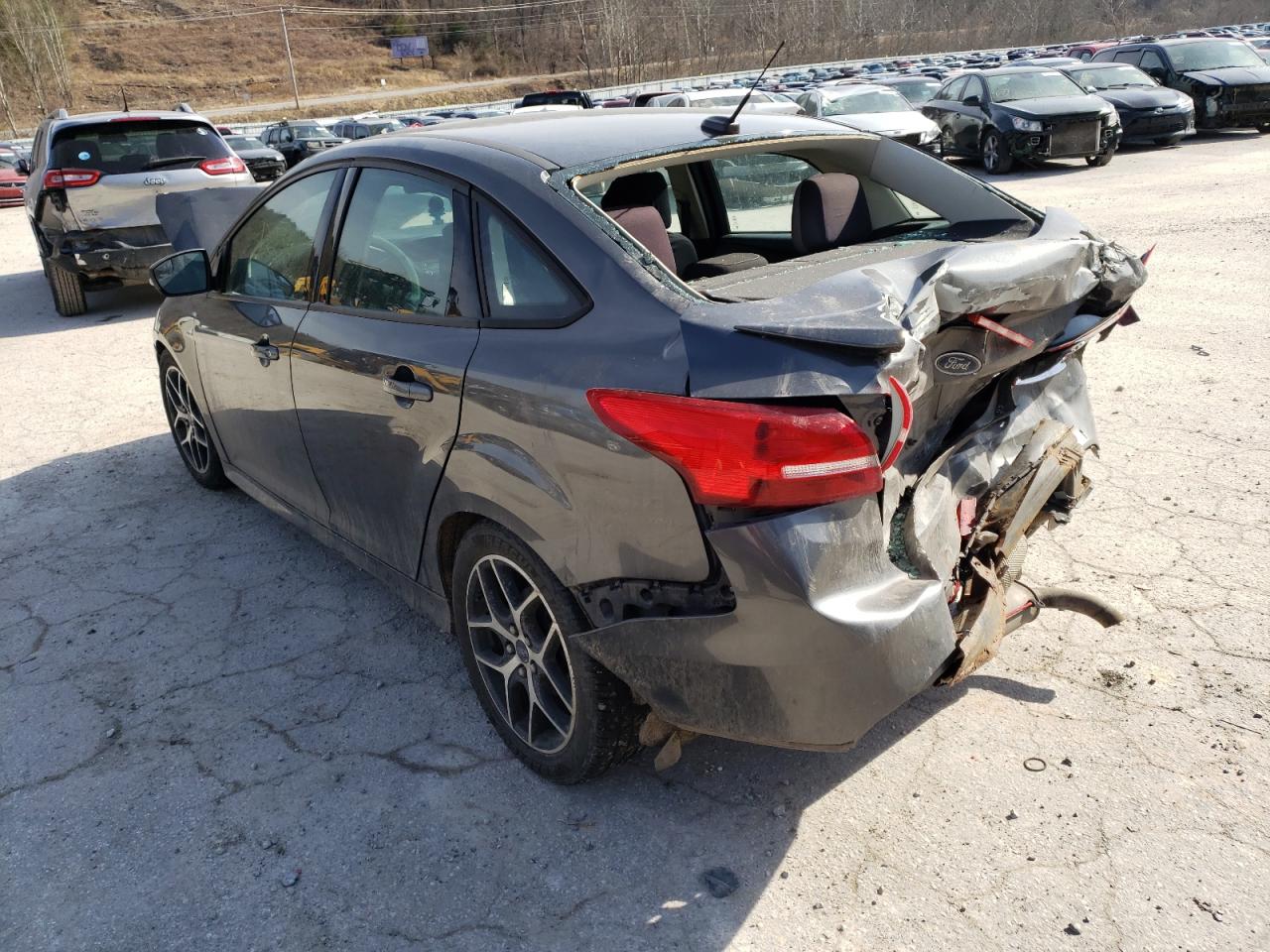 Photo 3 from auction – 2015 FORD FOCUS SE with VIN 1FADP3F24FL254332
