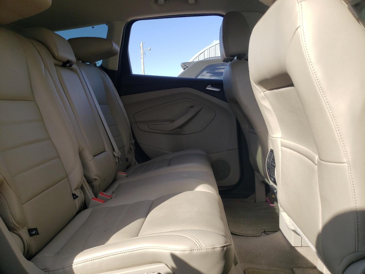 Photo 6 from auction – 2015 FORD ESCAPE TIT with VIN 1FMCU9J96EUD50019