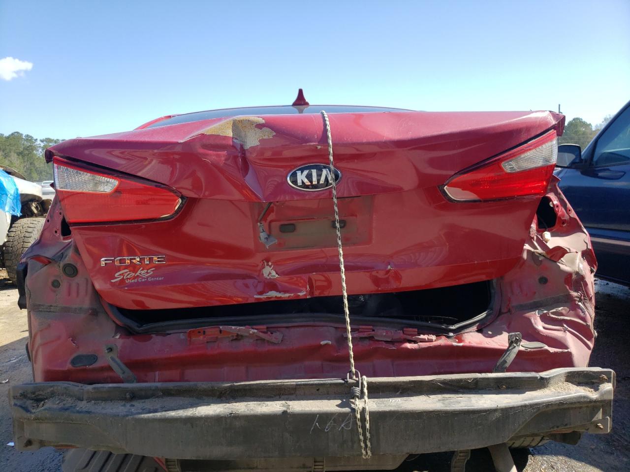 Photo 9 from auction – 2014 KIA FORTE LX with VIN KNAFX4A6XE5218132