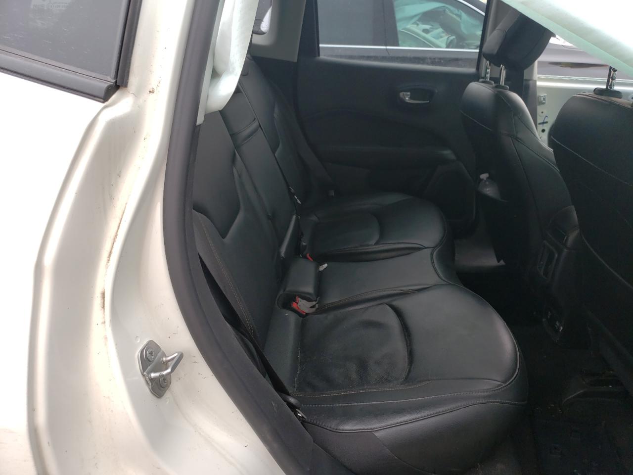 Photo 6 from auction – 2019 JEEP COMPASS LI with VIN 3C4NJDCB1KT806734