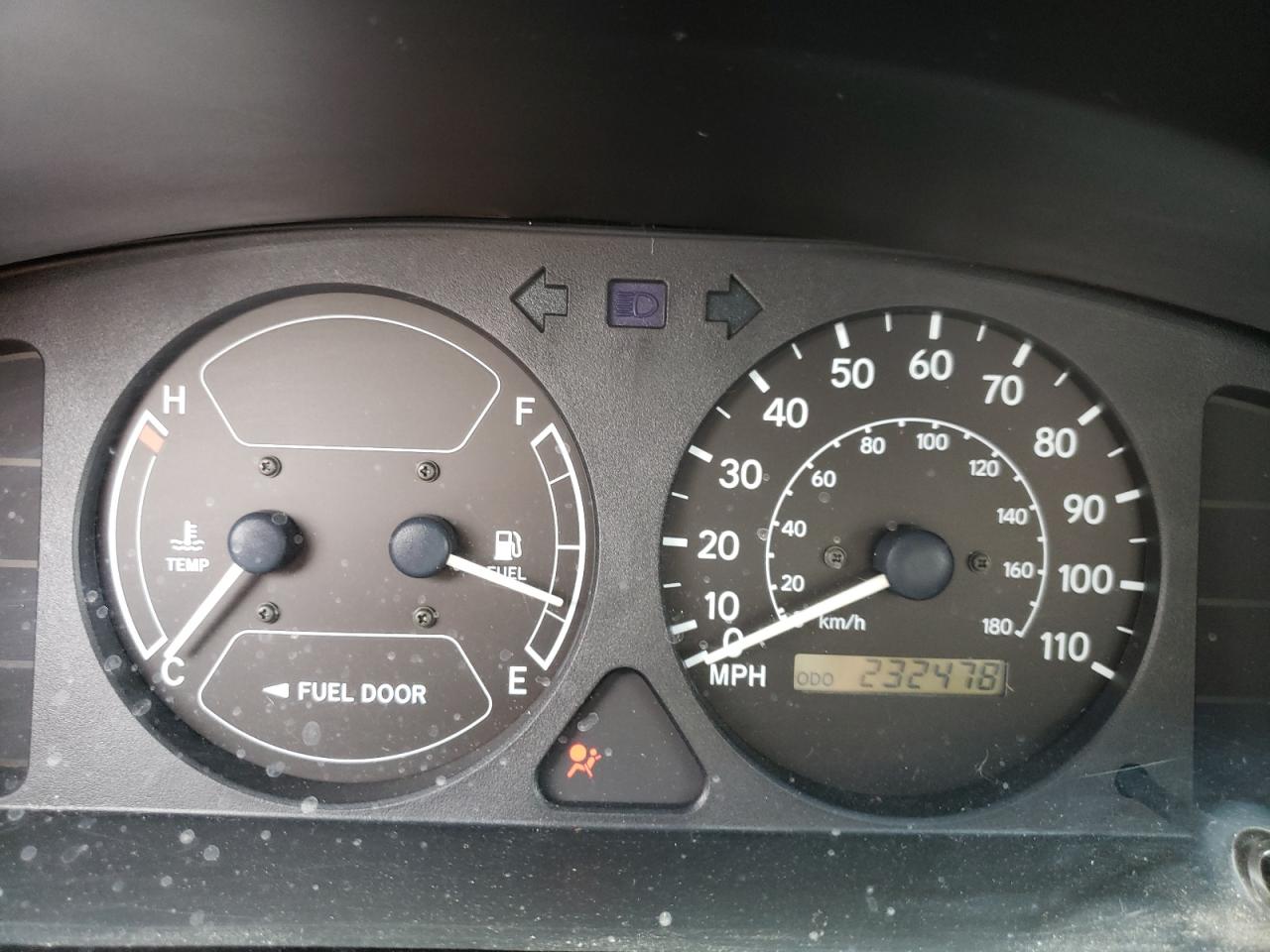 Photo 8 from auction – 1998 TOYOTA COROLLA VE with VIN 1NXBR12E2WZ086681