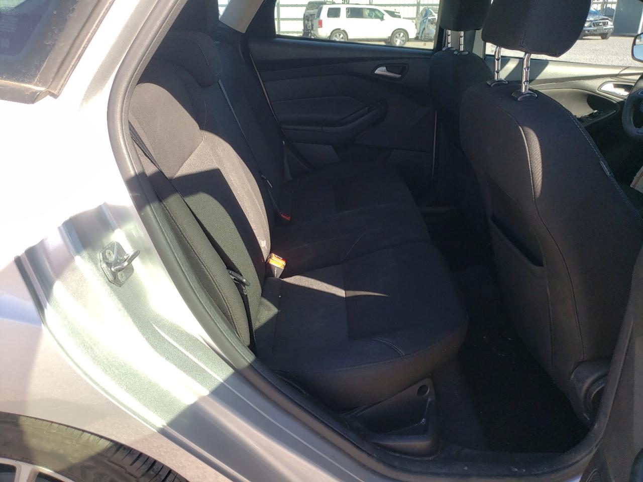 Фото 6 с аукциона – 2017 FORD FOCUS SE с VIN 1FADP3K29HL210206