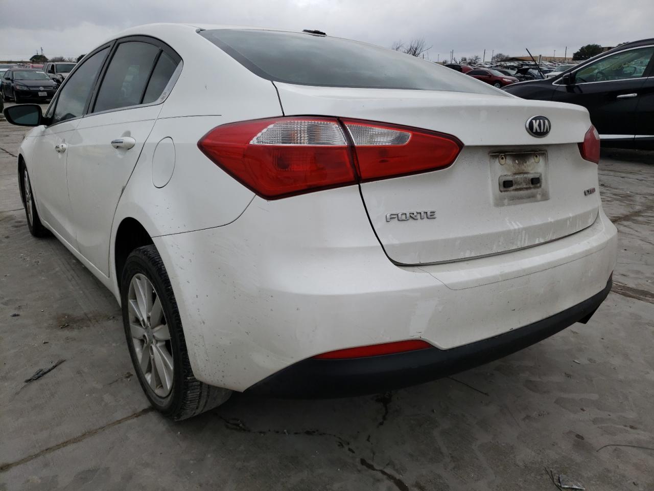 Photo 3 from auction – 2015 KIA FORTE EX with VIN KNAFX4A86F5280291
