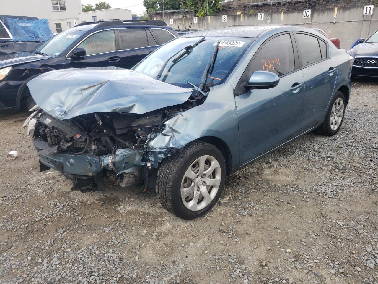 Photo 2 from auction – 2010 MAZDA 3 I with VIN JM1BL1SG9A1166612