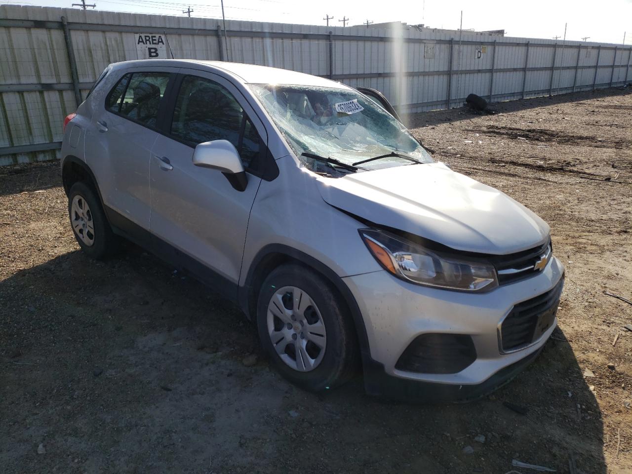 Photo 1 from auction – 2018 CHEVROLET TRAX LS with VIN 3GNCJKSB4JL417203