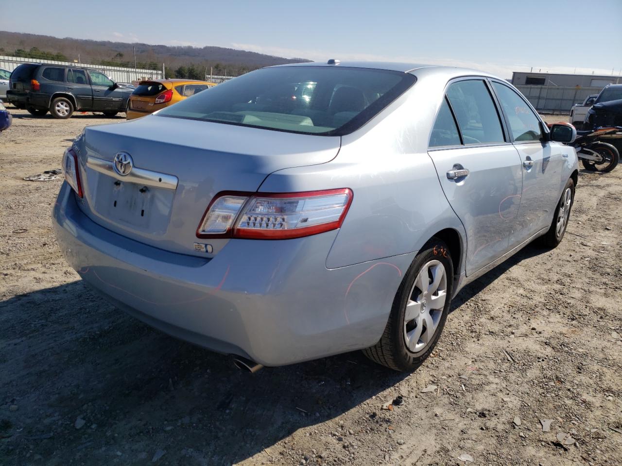 Photo 4 from auction – 2011 TOYOTA CAMRY HYBR with VIN 4T1BB3EK8BU130615