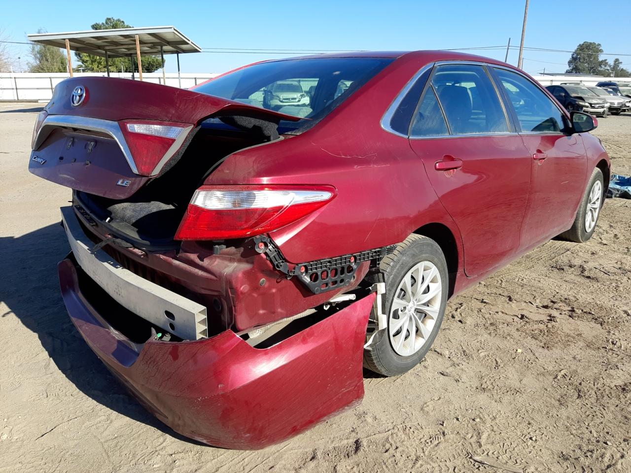 Photo 4 from auction – 2015 TOYOTA CAMRY LE with VIN 4T1BF1FK5FU882477