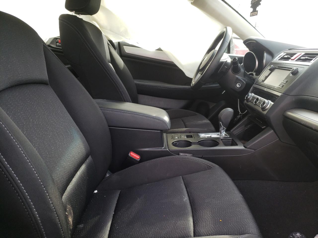 Photo 5 from auction – 2017 SUBARU LEGACY 2.5 with VIN 4S3BNAB62H3045548