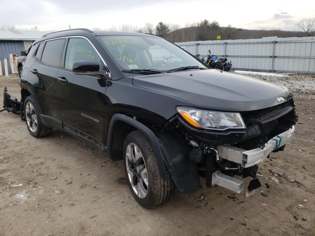 JEEP COMPASS LI 2017 with VIN 3C4NJDCB4HT627628 - Photo from auction