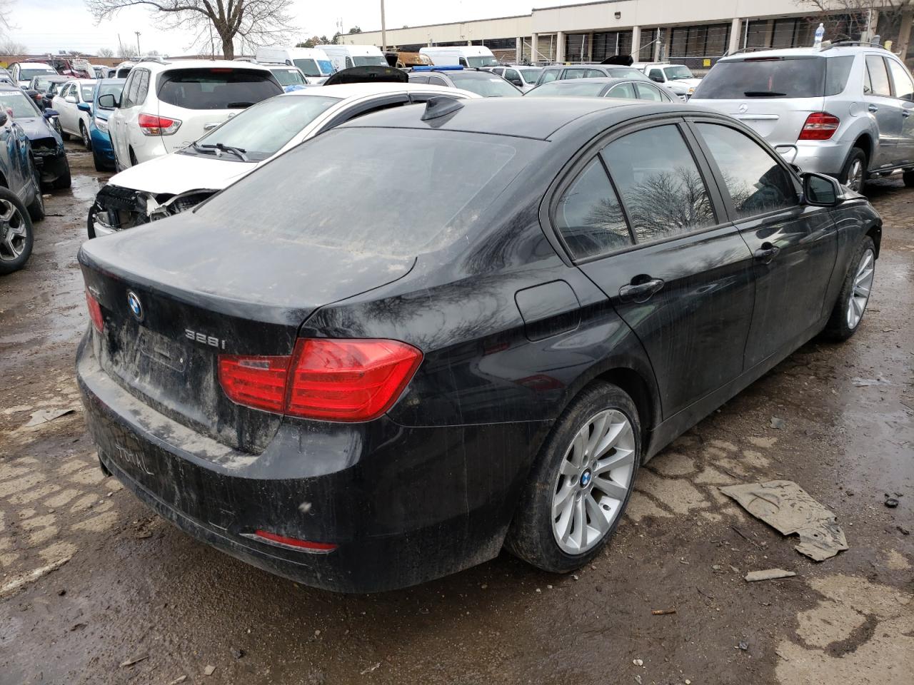 Photo 4 from auction – 2013 BMW 328 XI with VIN WBA3B3G52DNR79617