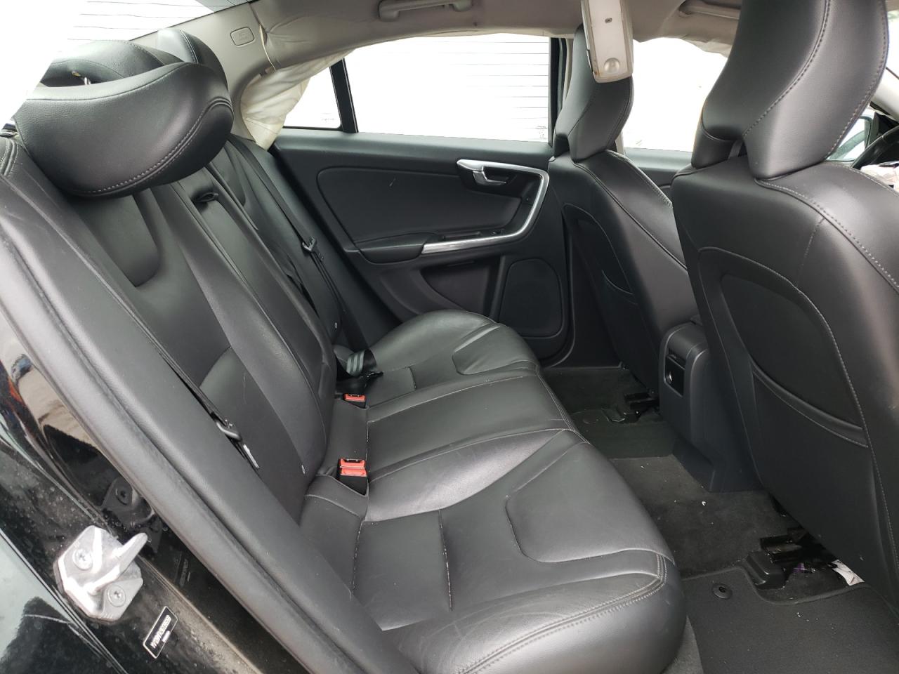 Photo 6 from auction – 2016 VOLVO S60 PREMIE with VIN YV126MFK9G1399268