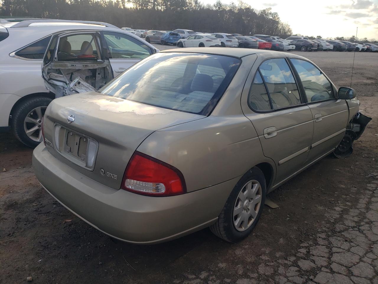 Photo 4 from auction – 2000 NISSAN SENTRA BAS with VIN 3N1CB51D2YL351094