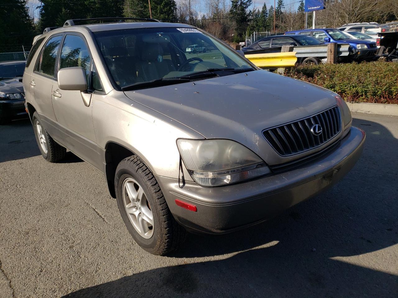 LEXUS RX 300 2000 with VIN JT6HF10UXY0149268 - Photo from auction