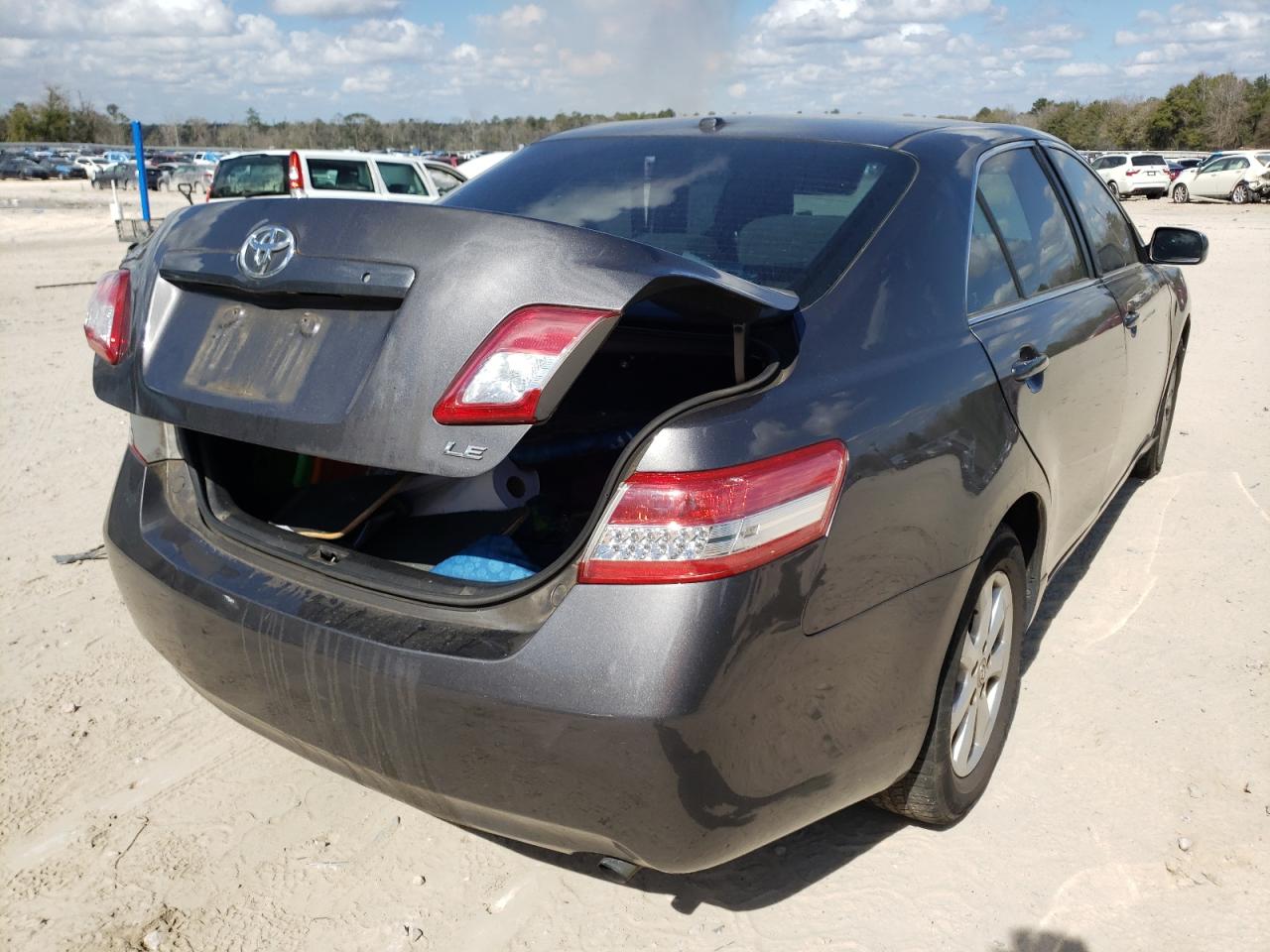 Photo 4 from auction – 2011 TOYOTA CAMRY BASE with VIN 4T4BF3EK8BR181932