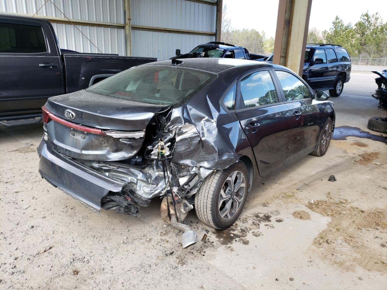 Photo 4 from auction – 2019 KIA FORTE FE with VIN 3KPF24AD8KE121043