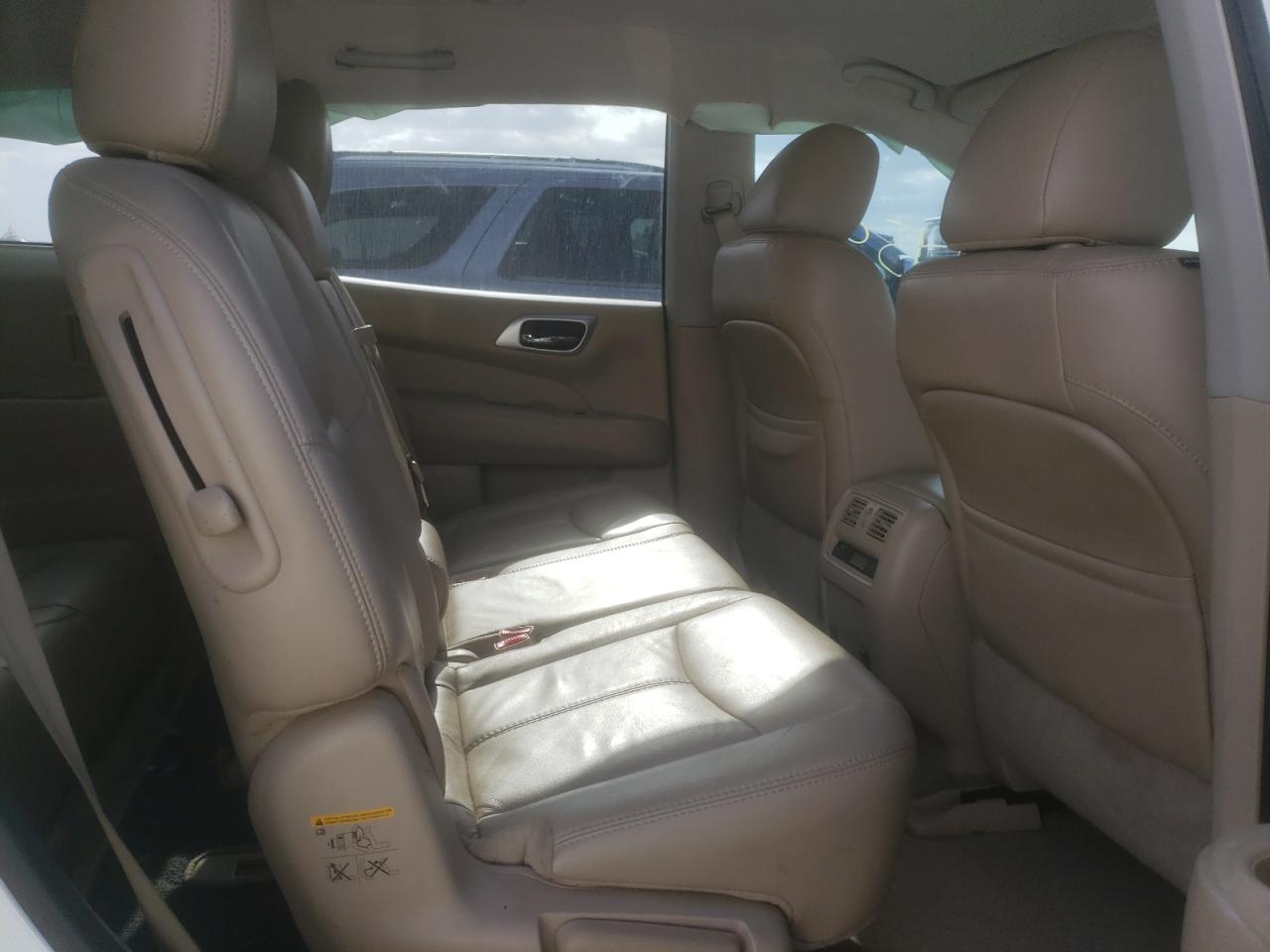 Photo 6 from auction – 2014 NISSAN PATHFINDER with VIN 5N1AR2MN4EC646834