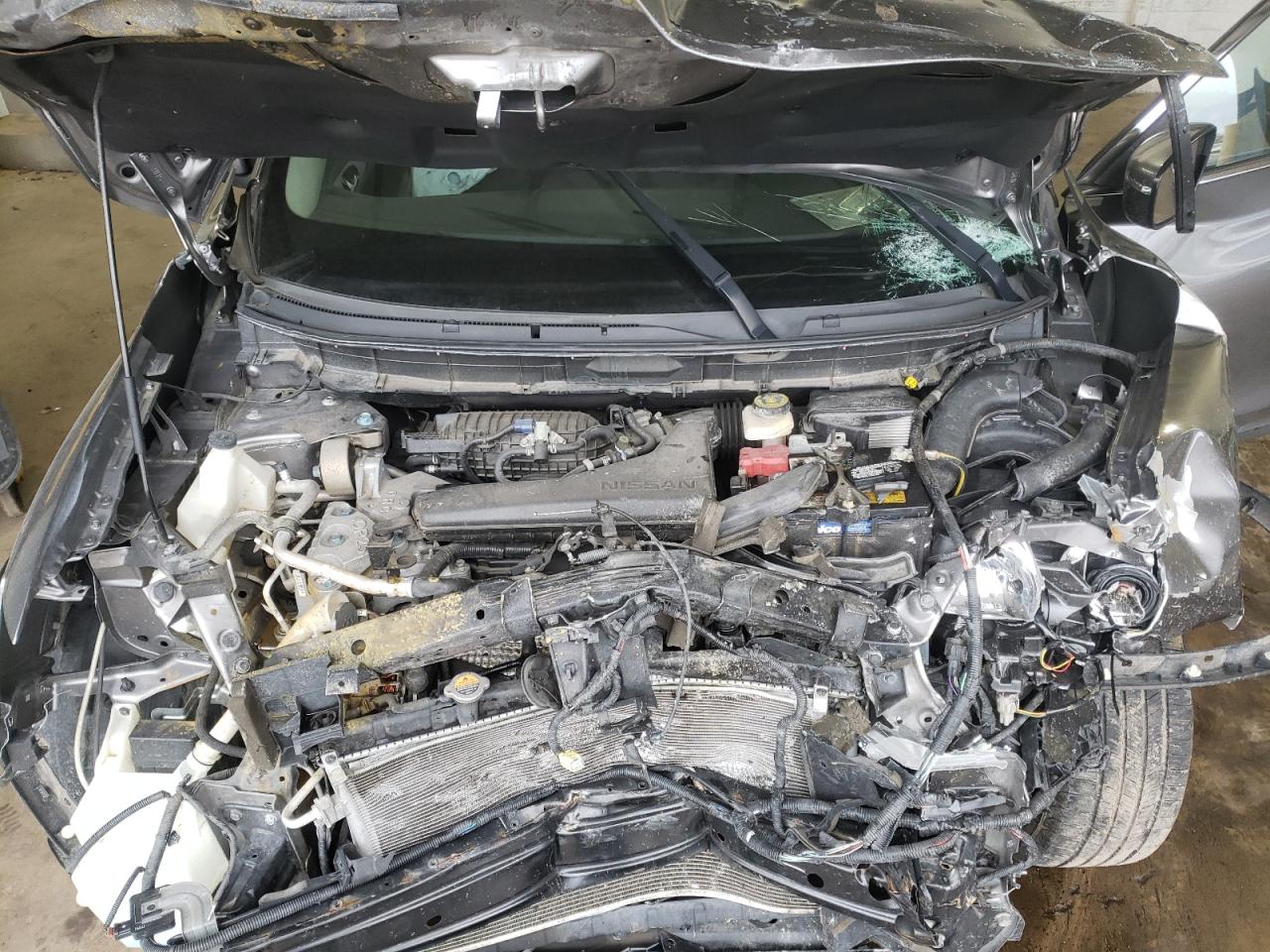 Photo 7 from auction – 2016 NISSAN ROGUE S with VIN KNMAT2MT8GP689279