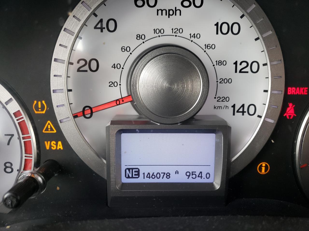 Фото 8 с аукциона – 2011 HONDA PILOT TOUR с VIN 5FNYF4H91BB022038