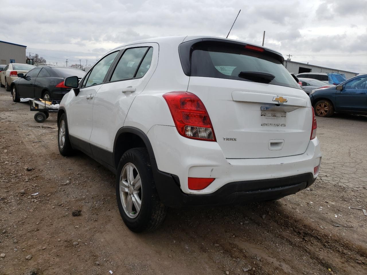 Photo 3 from auction – 2020 CHEVROLET TRAX LS with VIN KL7CJKSB3LB063880