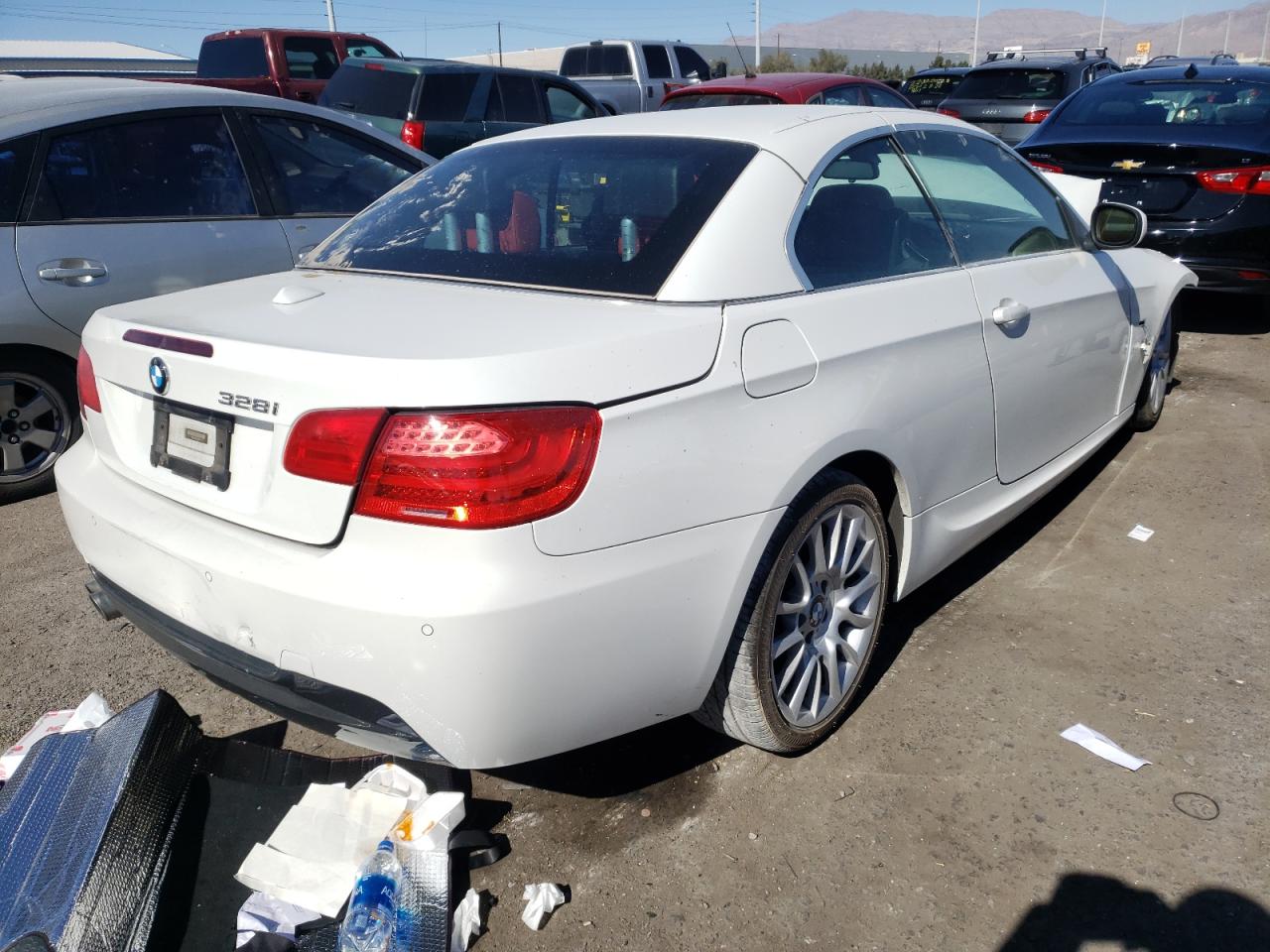 Photo 4 from auction – 2012 BMW 328 I with VIN WBADW3C54CE823575