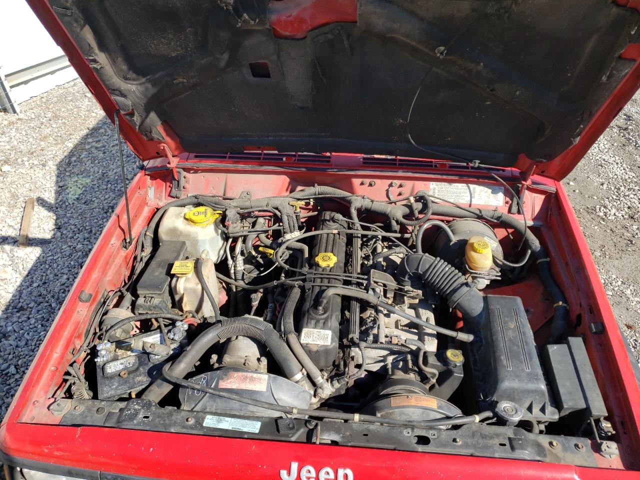 Photo 7 from auction – 1996 JEEP CHEROKEE S with VIN 1J4FJ67S0TL242527
