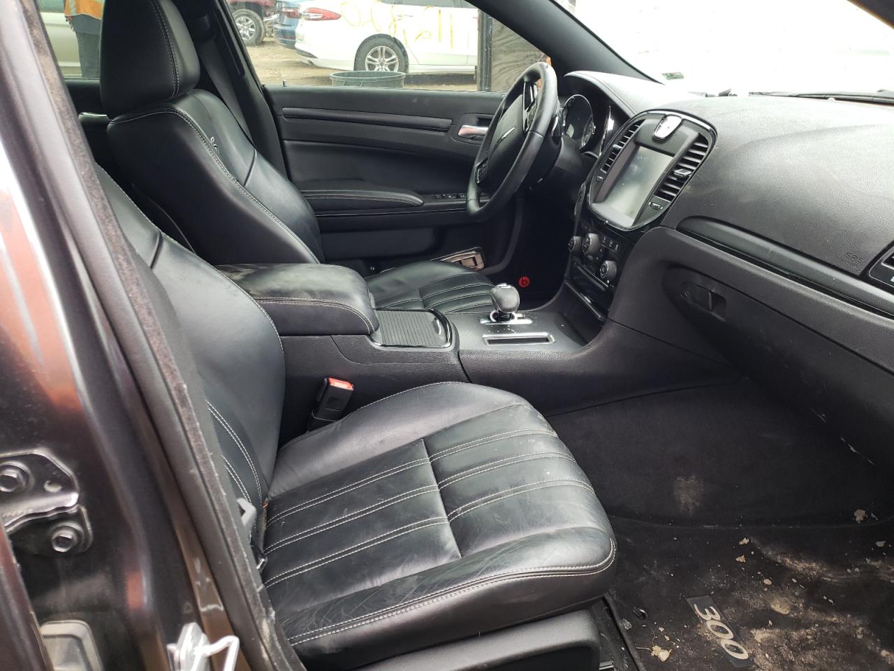 Photo 5 from auction – 2013 CHRYSLER 300 S with VIN 2C3CCABG8DH573190