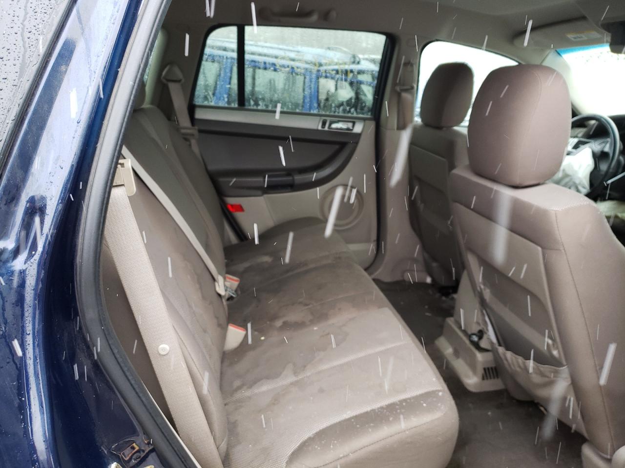 Photo 6 from auction – 2005 CHRYSLER PACIFICA with VIN 2C4GM48L75R427567