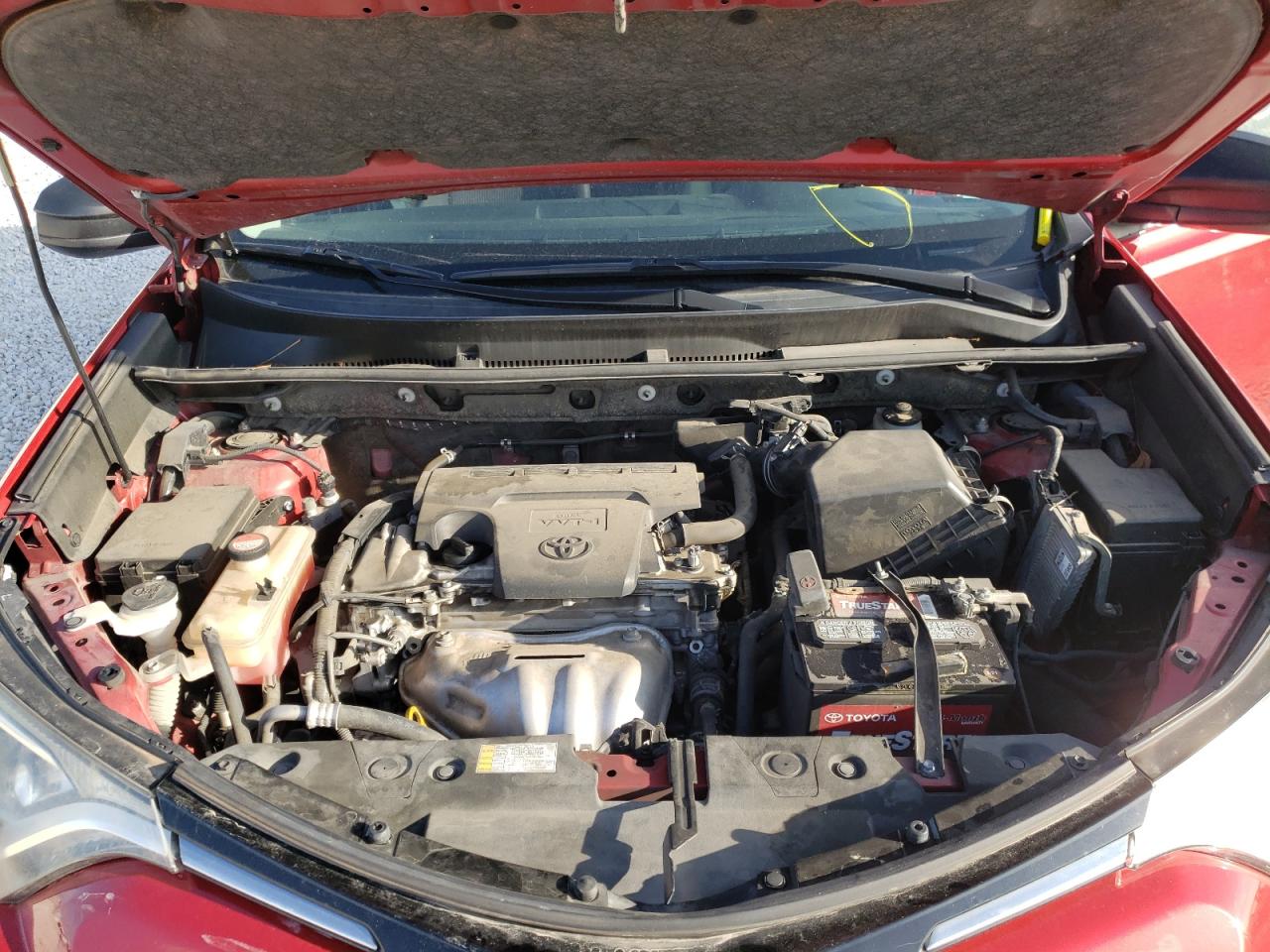 Photo 7 from auction – 2016 TOYOTA RAV4 LE with VIN JTMZFREV6GJ069102