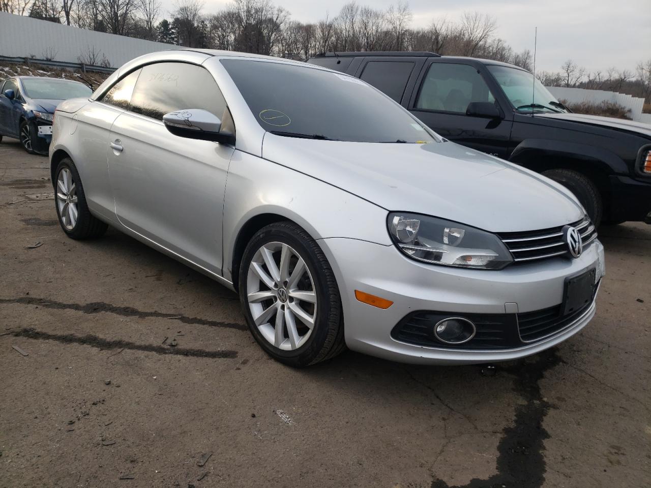 VOLKSWAGEN EOS KOMFOR 2012 with VIN WVWBW7AH2CV016065 - Photo from auction