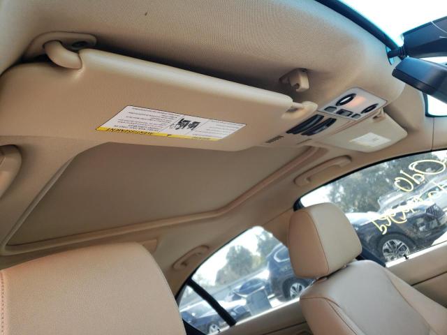 Photo 9 from auction – 2006 BMW 325 XI with VIN WBAVD13566KV06563