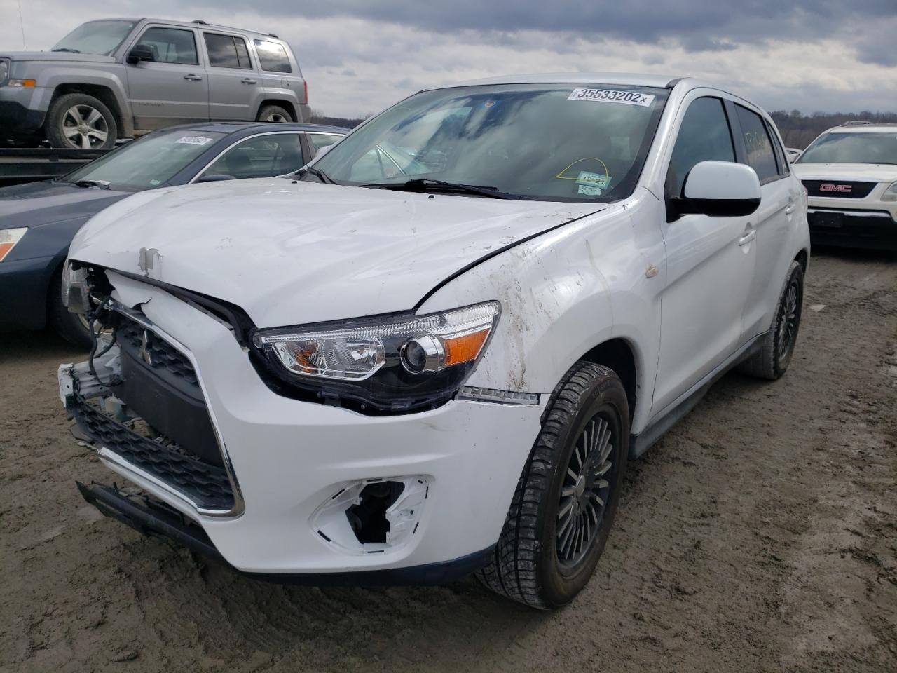 Photo 2 from auction – 2015 MITSUBISHI OUTLANDER with VIN 4A4AP3AW3FE030120