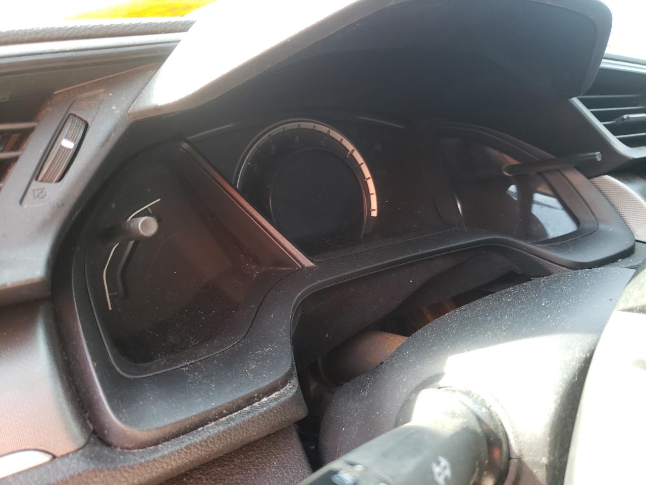 Photo 8 from auction – 2016 HONDA CIVIC LX with VIN 2HGFC2F59GH575172