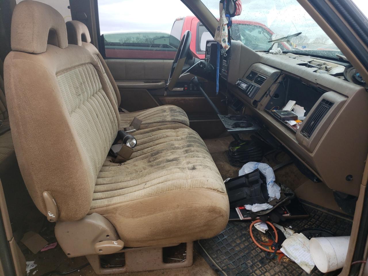 Photo 5 from auction – 1993 GMC SIERRA C15 with VIN 2GTEC19ZXP1528826
